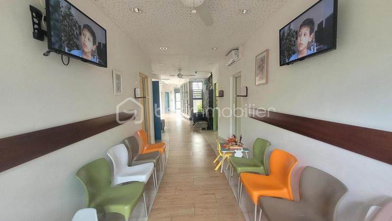 Bureau - 155 m² - 5 pièces