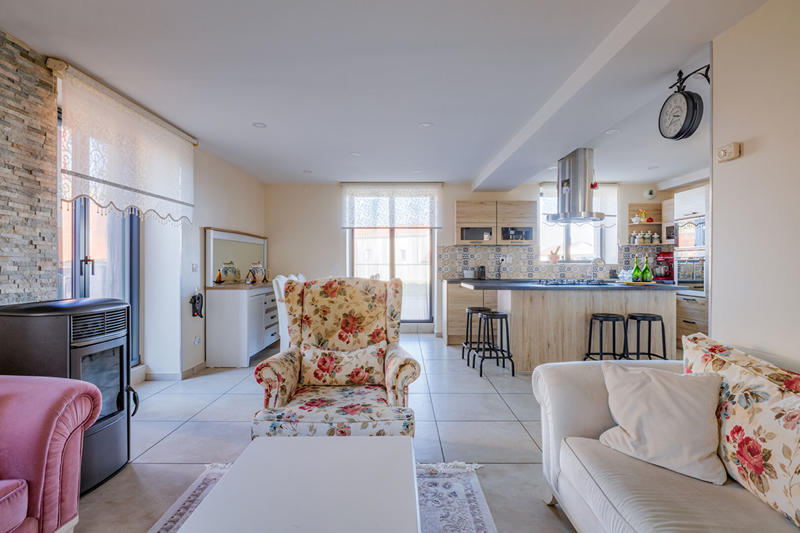 Maison - 100 m² - 4 pièces