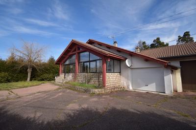 Maison - 85 m² - 5 pièces