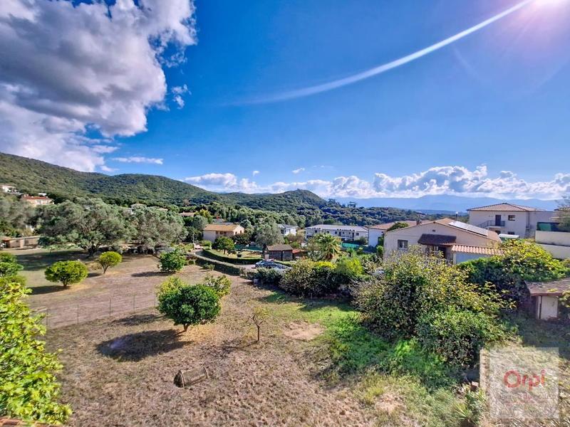 Villa - 106 m² - 4 pièces