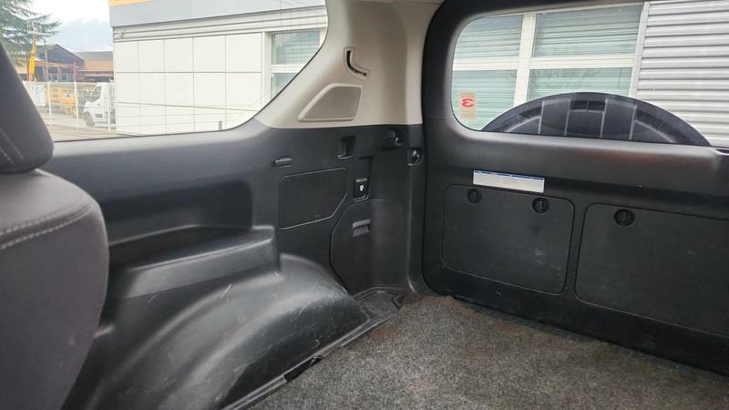 Toyota Land Cruiser 2.8 d-4d 204 4wd Bva Lounge - Automatique Entretien constructeur