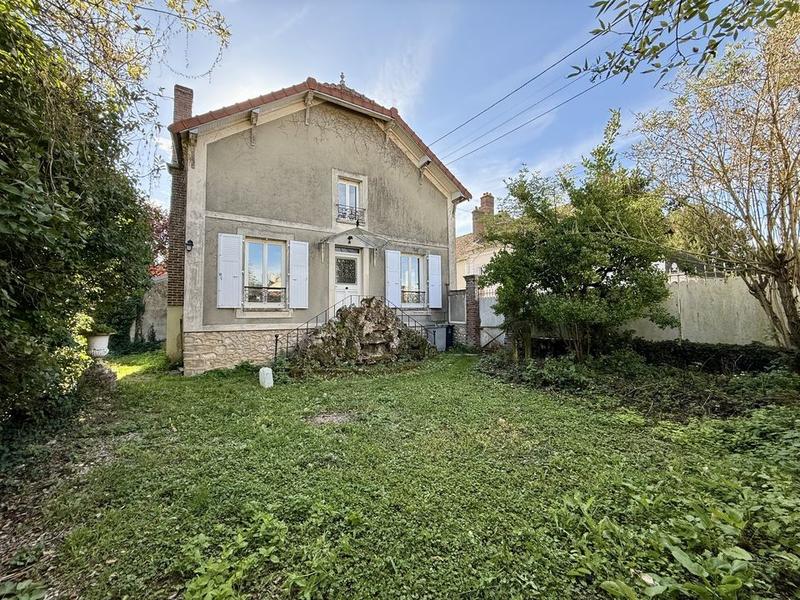 Maison - 122 m² - 6 pièces