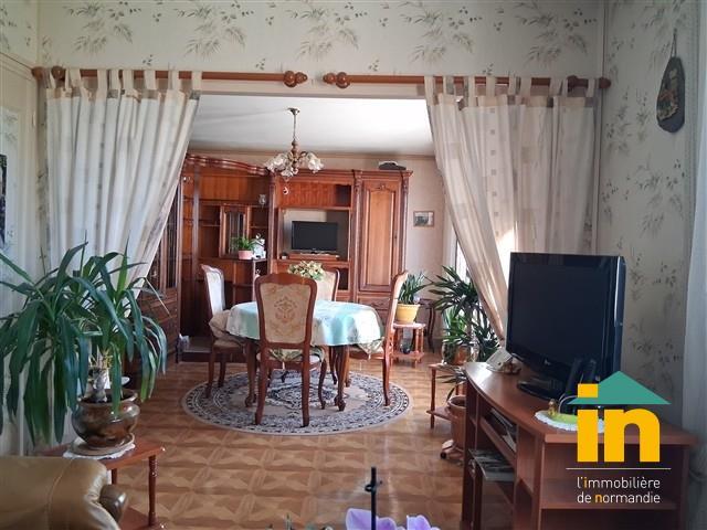 Maison de ville - 75 m² - 4 pièces