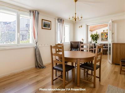 Maison - 121 m² - 5 pièces