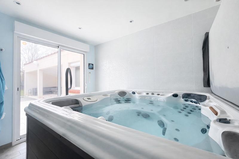 Maison - 179 m² - 6 pièces