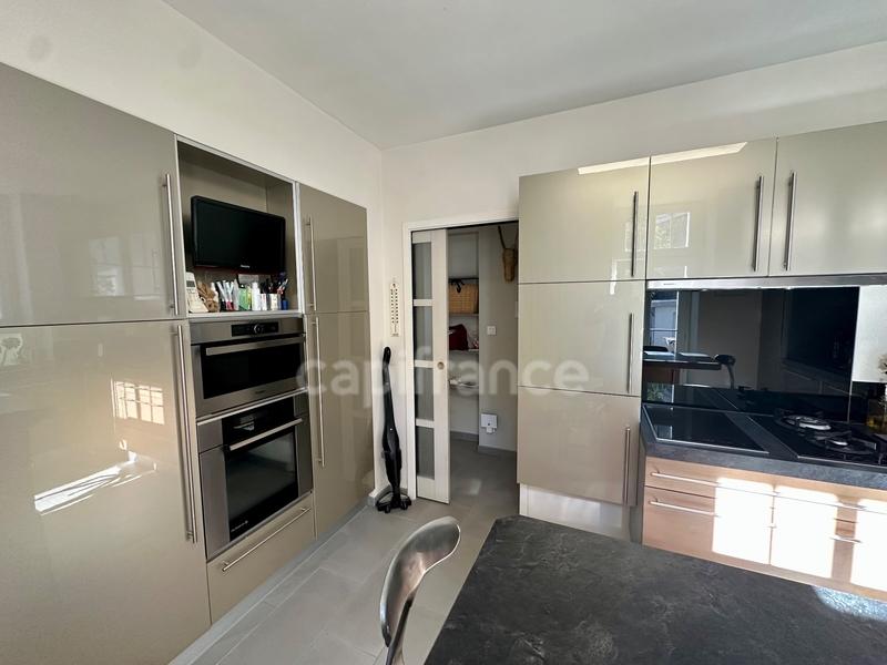 Maison - 155 m² - 6 pièces