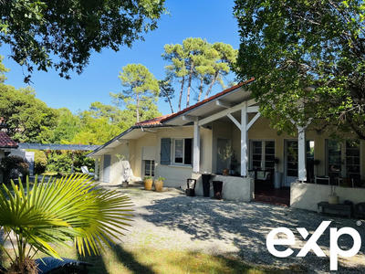 Maison - 185 m² - 7 pièces