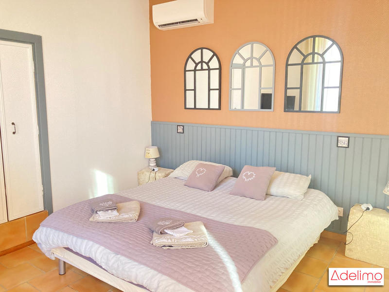 Mas - 418 m² - 18 pièces