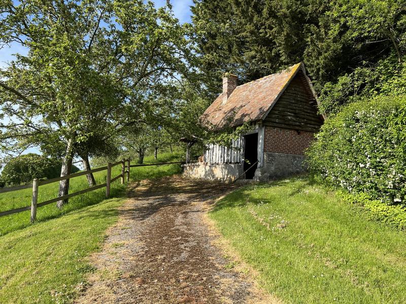 Maison - 420 m² - 11 pièces