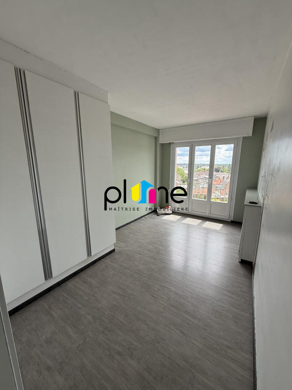 Appartement - 88 m² - 4 pièces