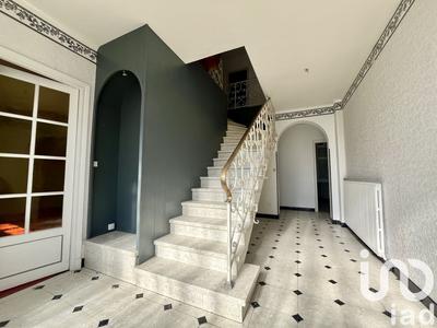 Maison de village - 236 m² - 9 pièces