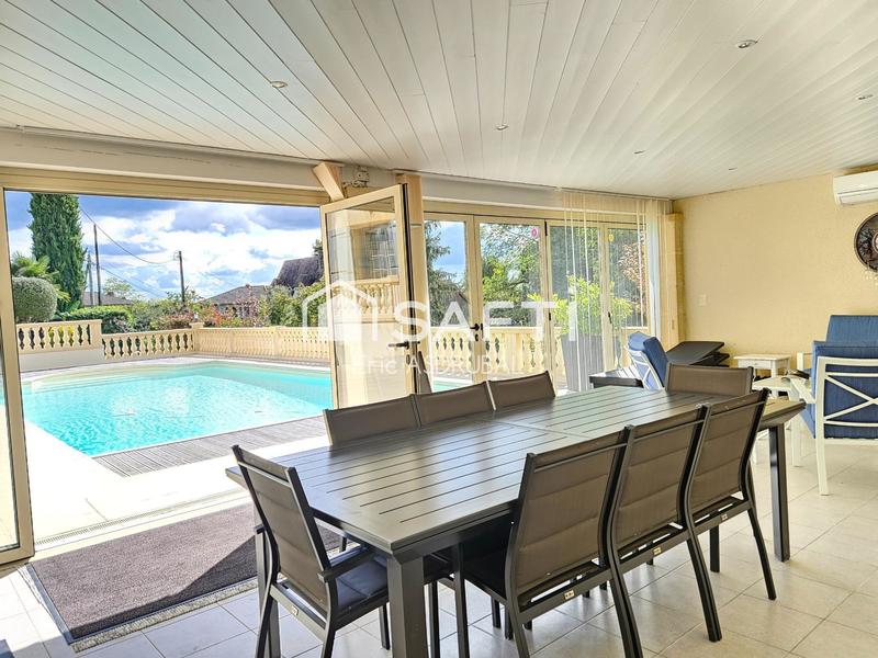 Maison - 200 m² - 6 pièces