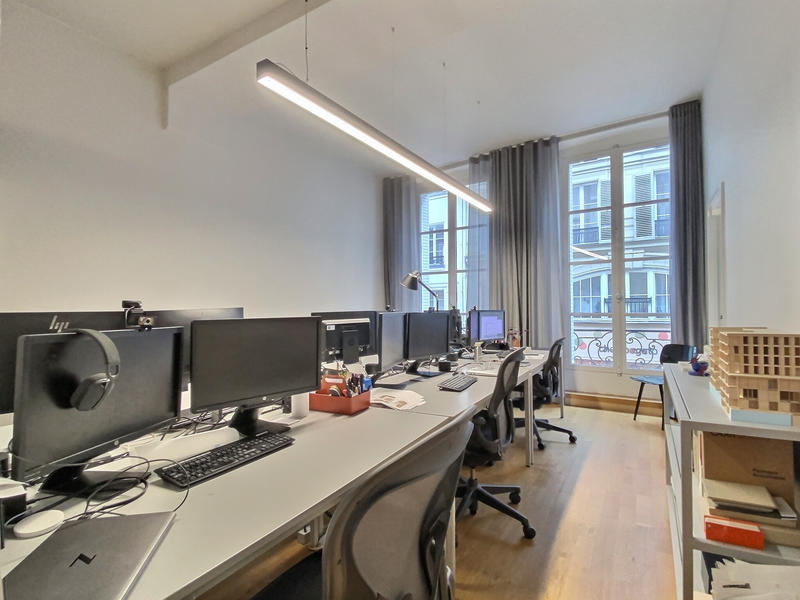 Local commercial - 71 m² - 4 pièces