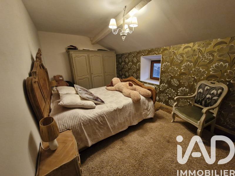 Maison - 197 m² - 6 pièces