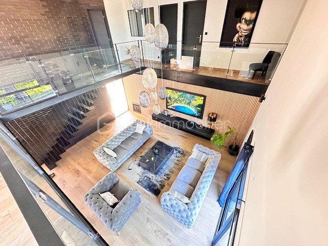 Immeuble - 240 m² - 6 pièces