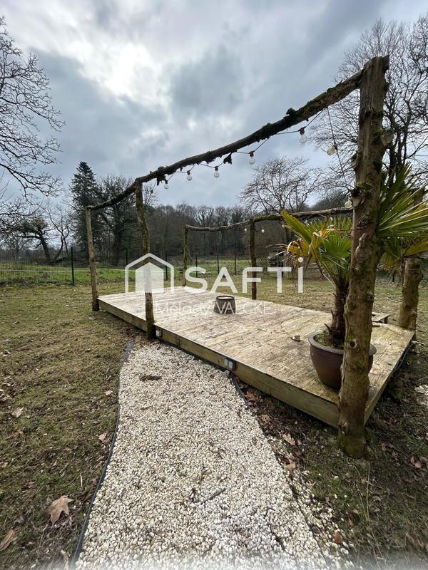 Maison - 226 m² - 7 pièces