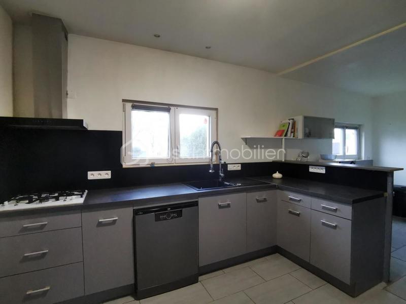 Maison - 150 m² - 7 pièces