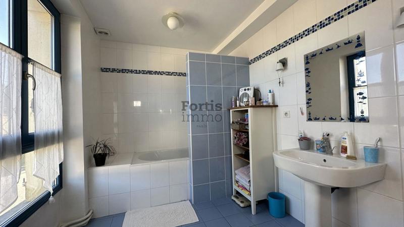 Corps de ferme - 407 m² - 11 pièces