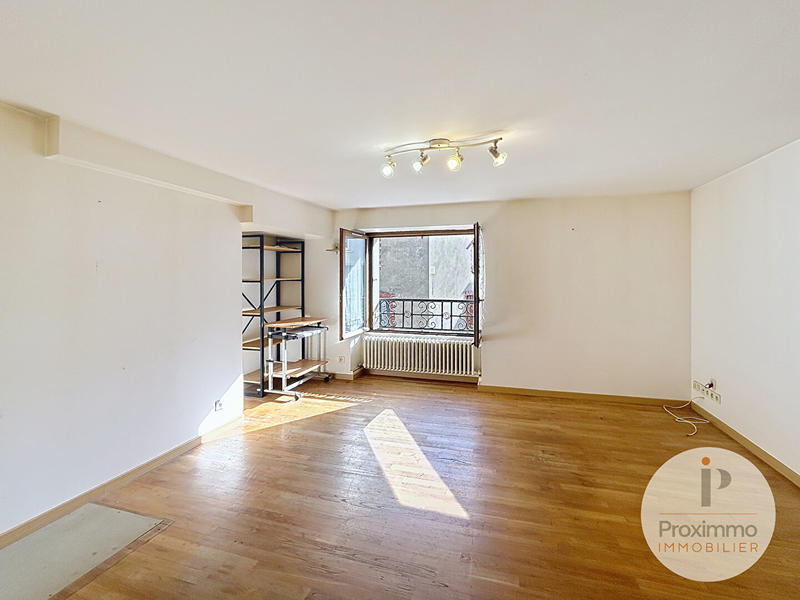 Immeuble - 3 pièces