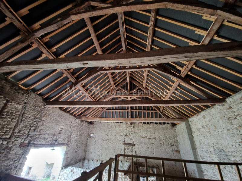 Maison - 367 m² - 13 pièces