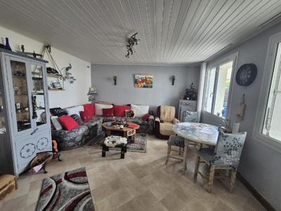 Maison - 85 m² - 3 pièces