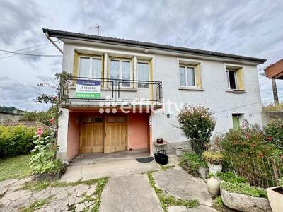 Maison - 130 m² - 8 pièces