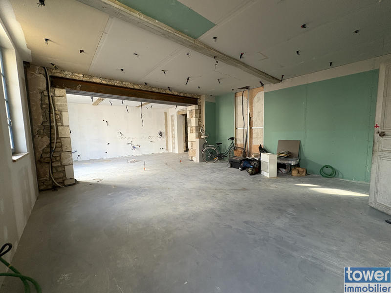 Maison de village - 307 m² - 7 pièces