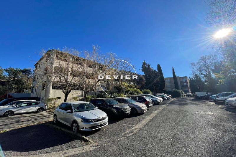 Parking / Garage - 20 m²