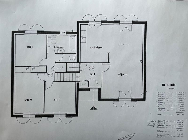 Maison traditionnelle - 100 m² - 5 pièces
