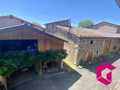 Maison ancienne - 170 m² - 4 pièces