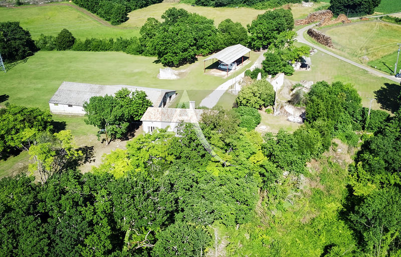 Maison - 102 m² - 4 pièces