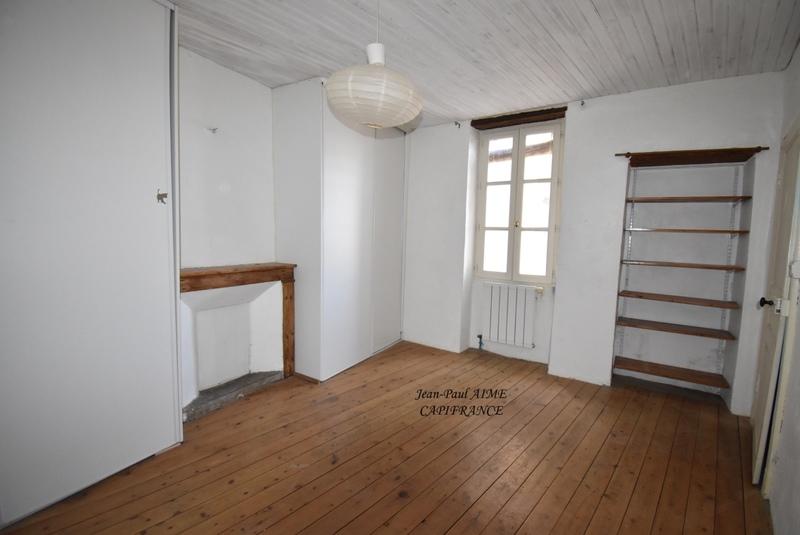 Maison - 264 m² - 9 pièces