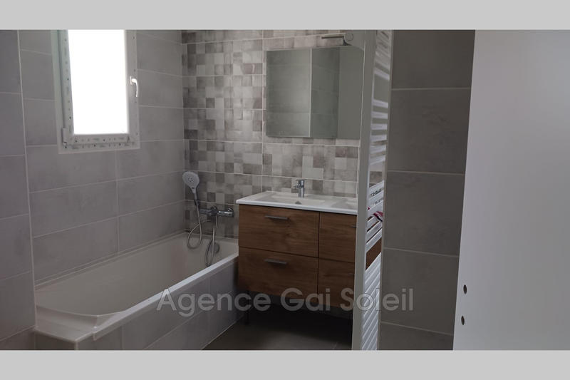 Villa - 110 m² - 4 pièces