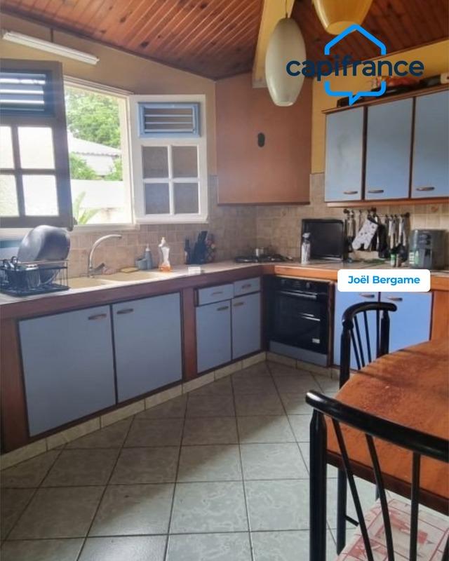 Maison - 166 m² - 4 pièces