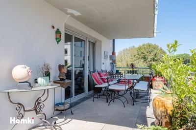 Appartement - 95 m² - 4 pièces