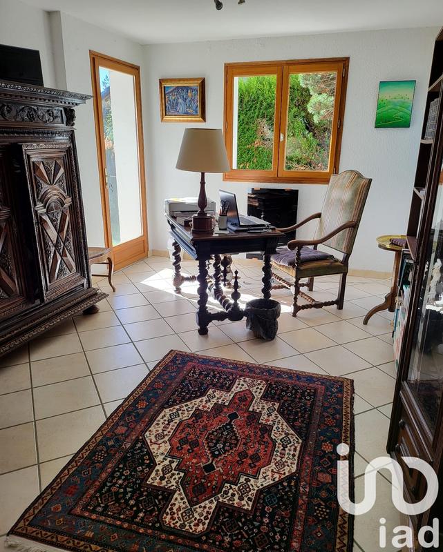 Maison - 200 m² - 10 pièces