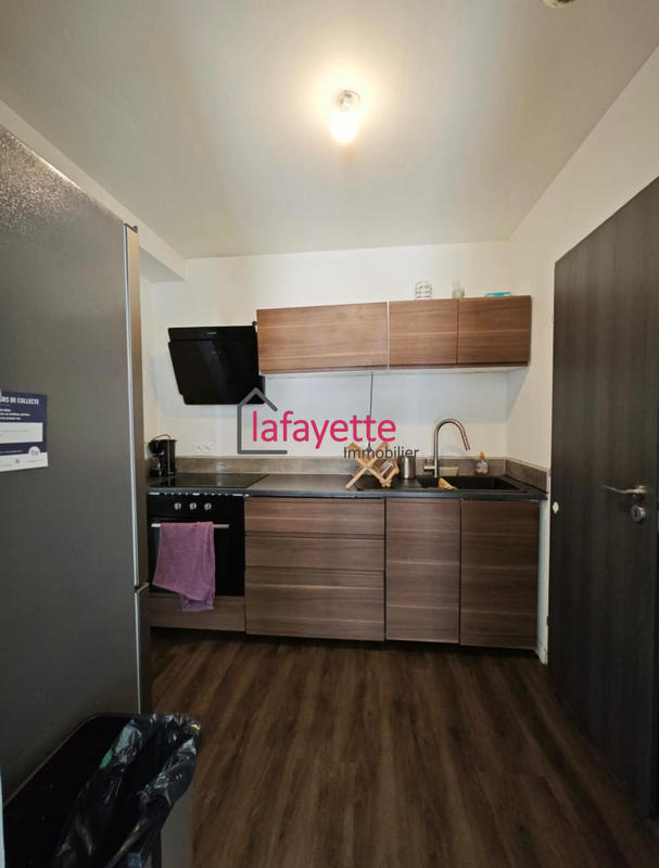 Maison - 96 m² - 6 pièces