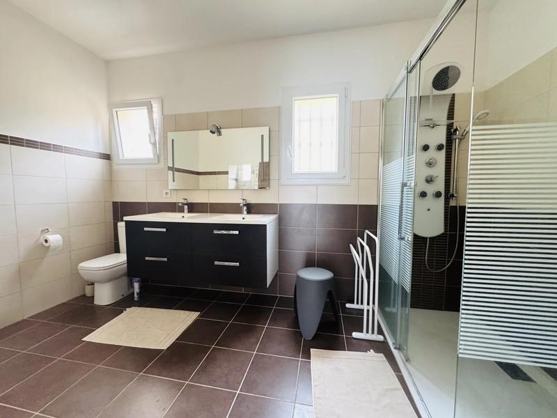 Maison - 136 m² - 5 pièces