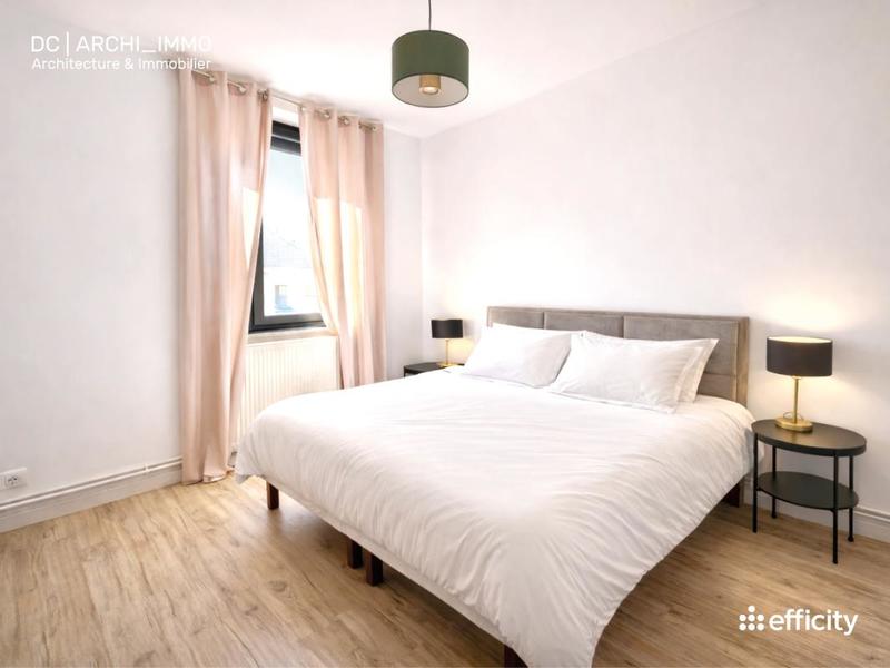 Maison - 365 m² - 9 pièces