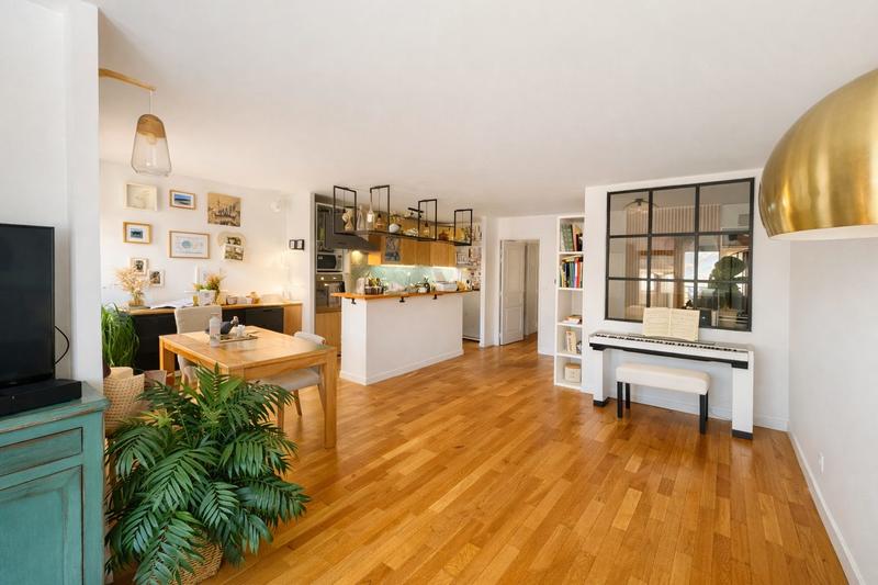 Appartement - 81 m² - 4 pièces