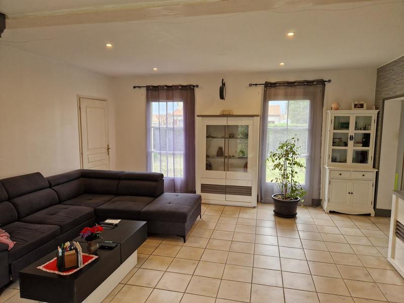 Maison - 135 m² - 6 pièces