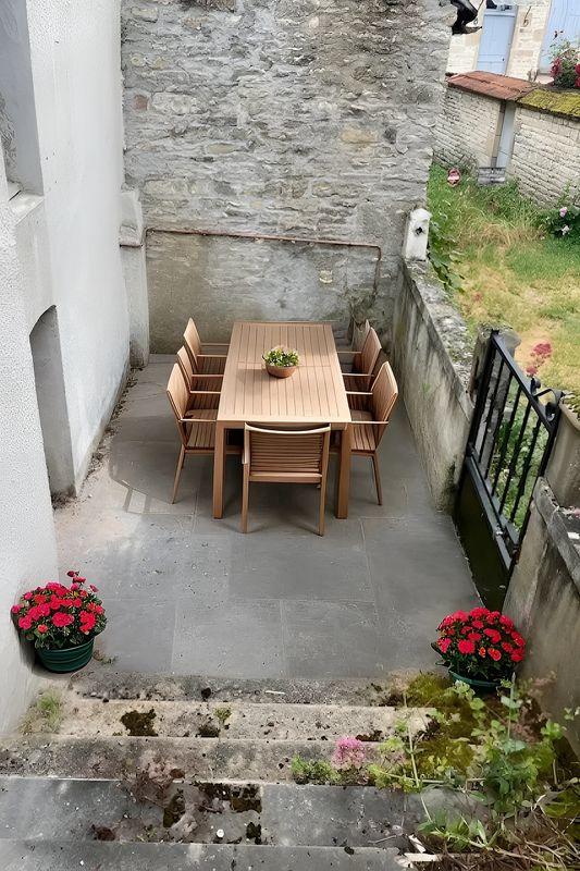 Maison de village - 85 m² - 3 pièces