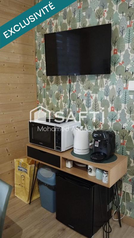 Maison - 250 m² - 8 pièces