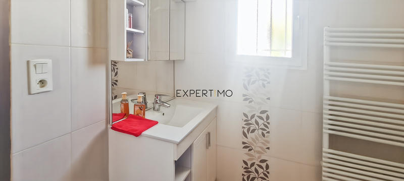 Villa - 183 m² - 6 pièces