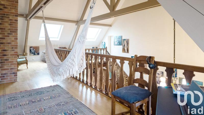 Maison - 268 m² - 10 pièces