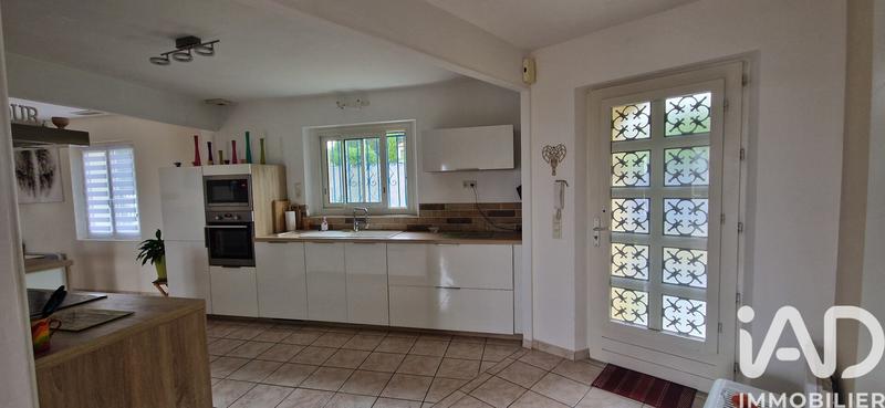 Maison - 170 m² - 8 pièces