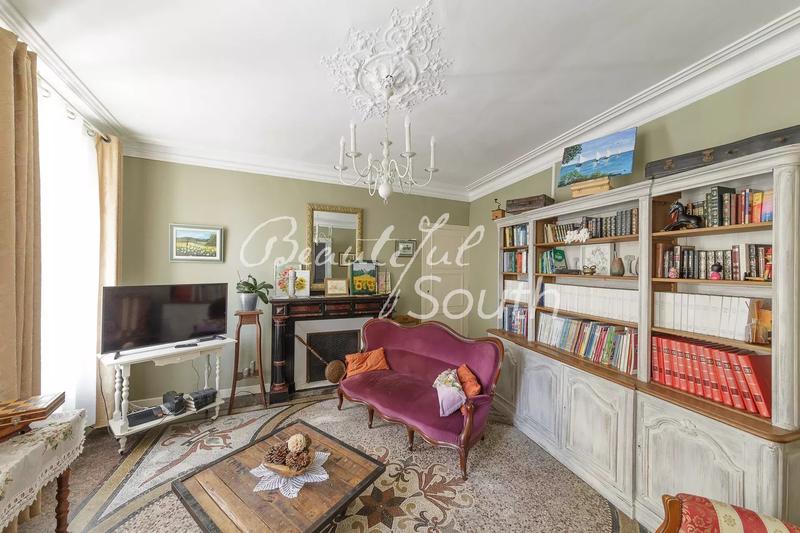 Hôtel particulier - 483 m² - 10 pièces