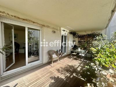 Appartement - 99 m² - 4 pièces