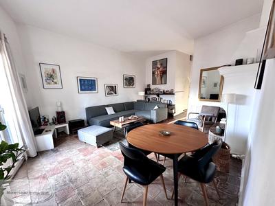 Appartement - 85 m² - 3 pièces