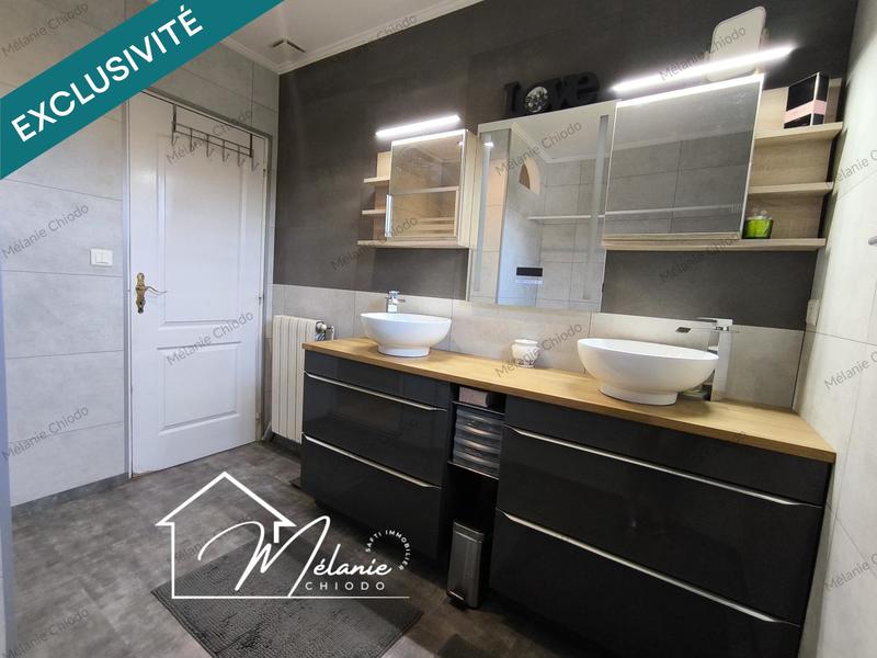 Maison - 93 m² - 4 pièces
